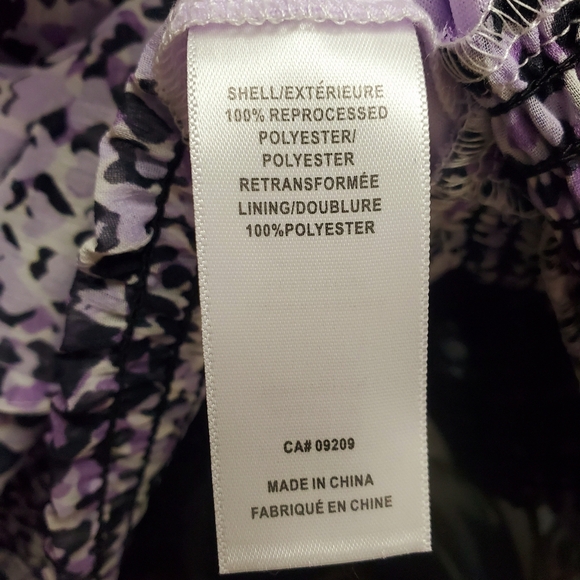 Cleo Long Sleeve Chiffon V-neck Blouse - Picture 9 of 10